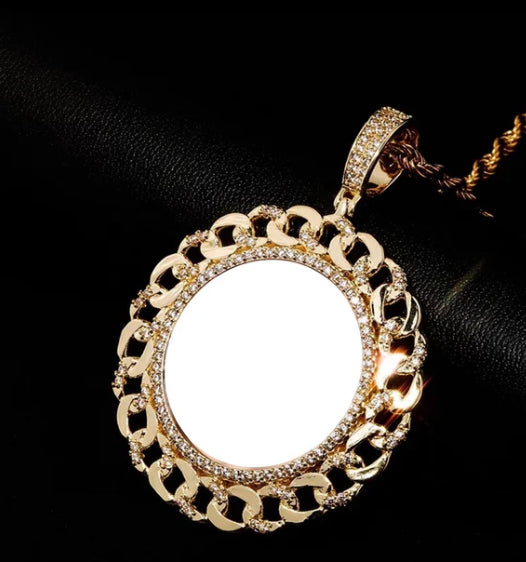 Custom Pendant Necklace (Circle)