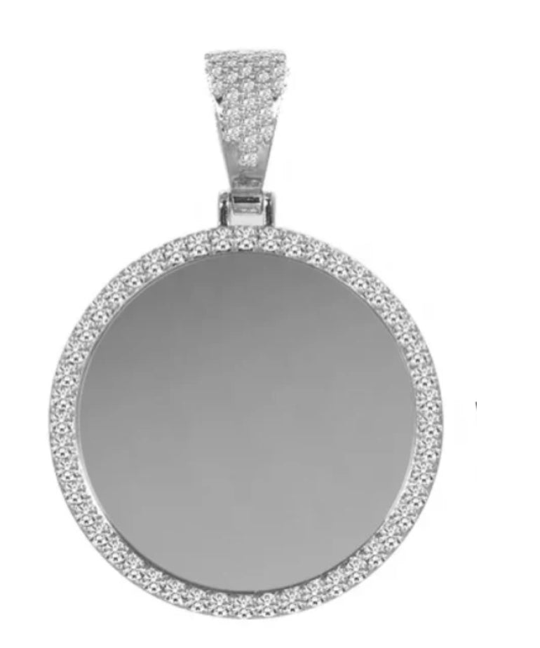Custom Pendant Necklace (Circle)